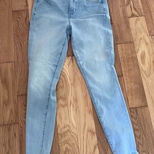 American Eagle Outfitters Light Blue Super High-Rise Jeggins Jeans
